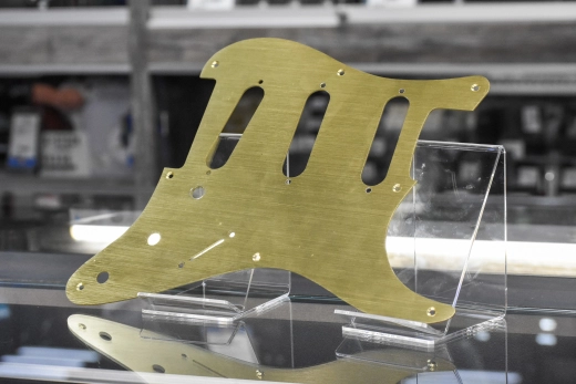 Gold Strat Style Pickguard 2